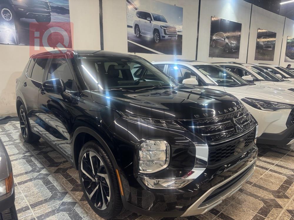 ميتسوبيشي اوتلاندر